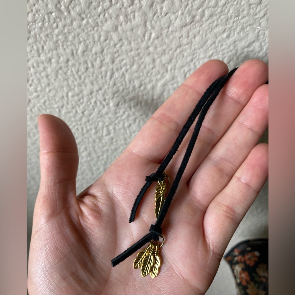 Boho Double-Layer Turquoise & Bronze Toned Pendant Lariat Necklace - Picture 4 of 9
